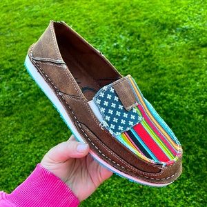Very G Serape Americana Womens Shoes